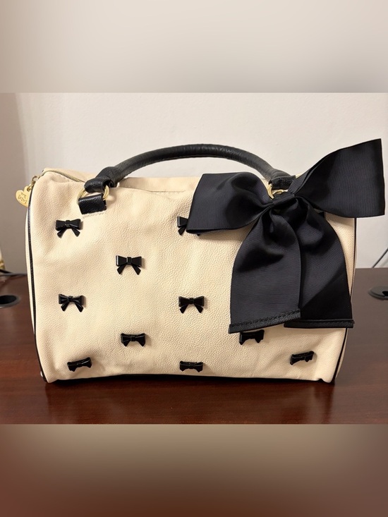 Betsey Johnson Handbags - Betsey Johnson Ivory Satchel Bag All Over Bows Black Bow Accent